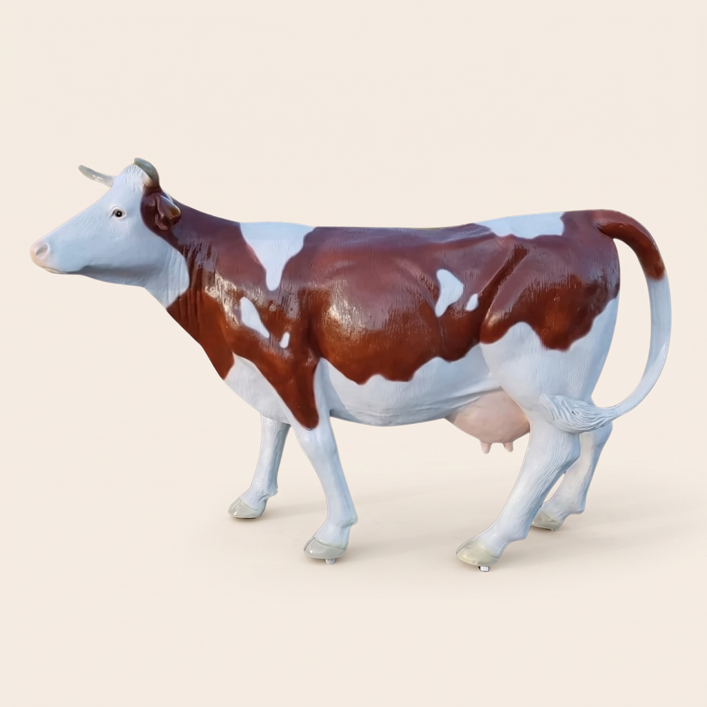 Vache en résine Kuhtag — Vaudoise, grandeur nature — photo studio