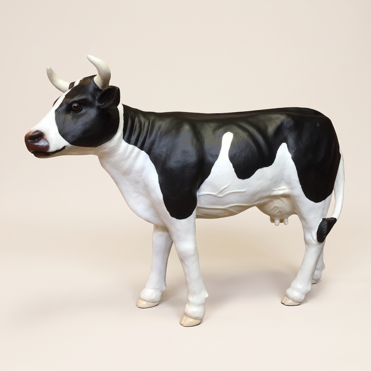 Vache en résine Kuhtag — Noir-blanc — photo studio