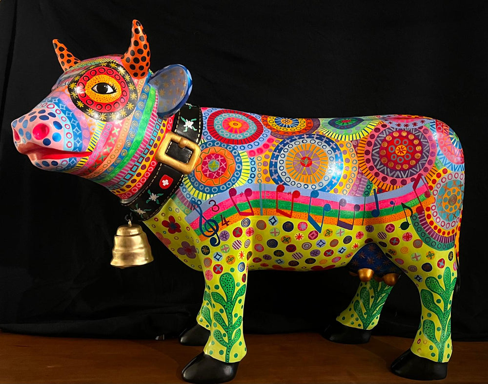 Vache Kuhtag peinte en pointillisme, couleurs vives